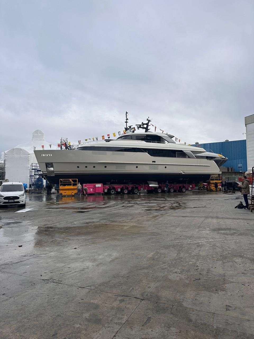 A new Sanlorenzo leaving the shed on the transporter